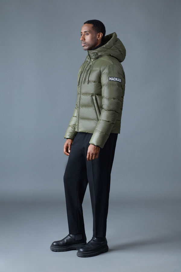 Victor-R Light Down Jacket Storm Visor Hood Light Military