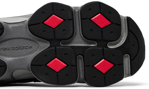 9060 Black Grey GS Wide Sneaker