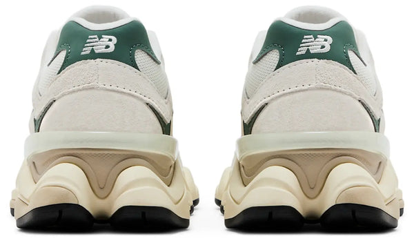 9060 Linen Dark Juniper Sneaker