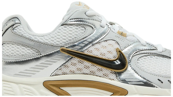 V5 RNR Parachute Beige Metallic Pewter Sneaker