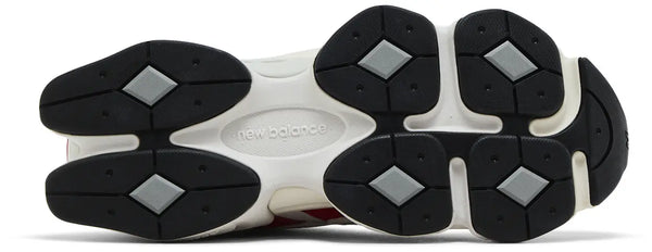 9060 Reflection True Red Sneaker