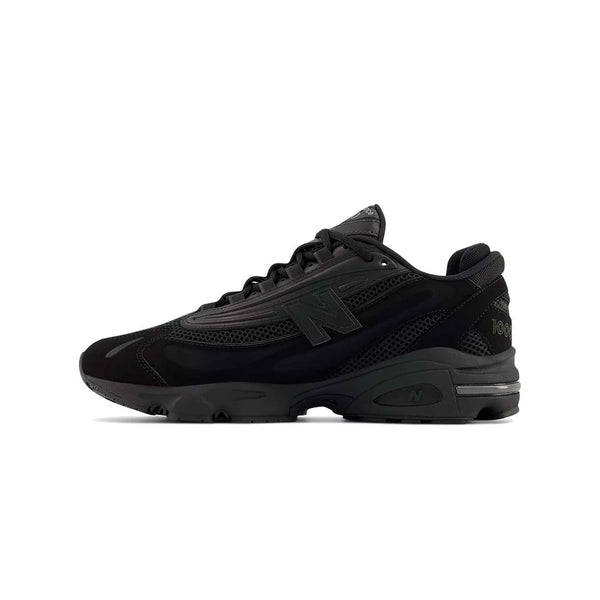 1000 Triple Black