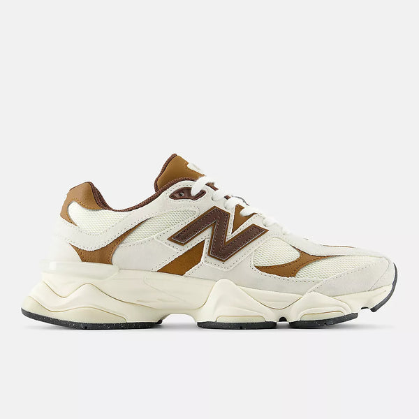 9060 Breakfast Tea Sneaker