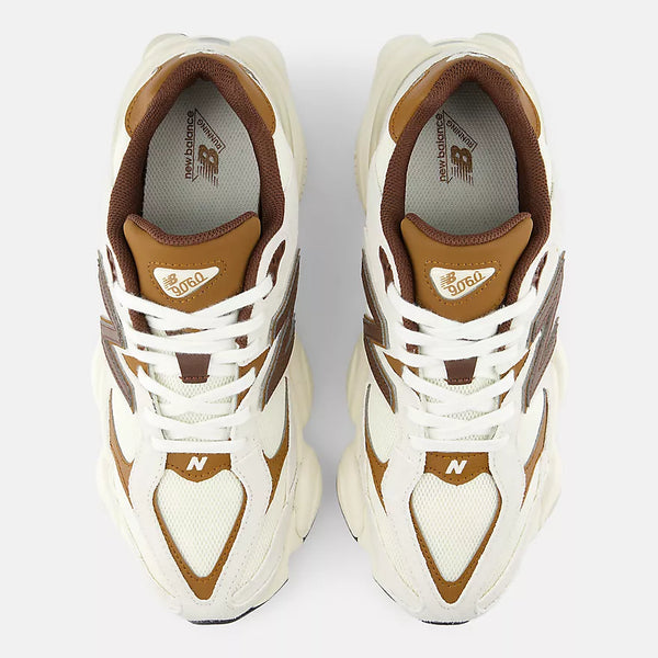 9060 Breakfast Tea Sneaker