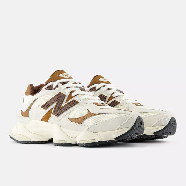 9060 Breakfast Tea Sneaker