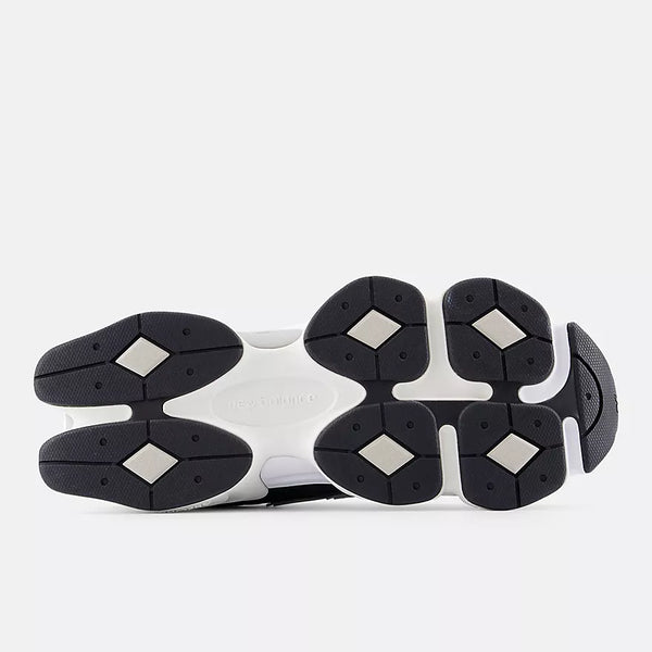 9060 Black Tornado